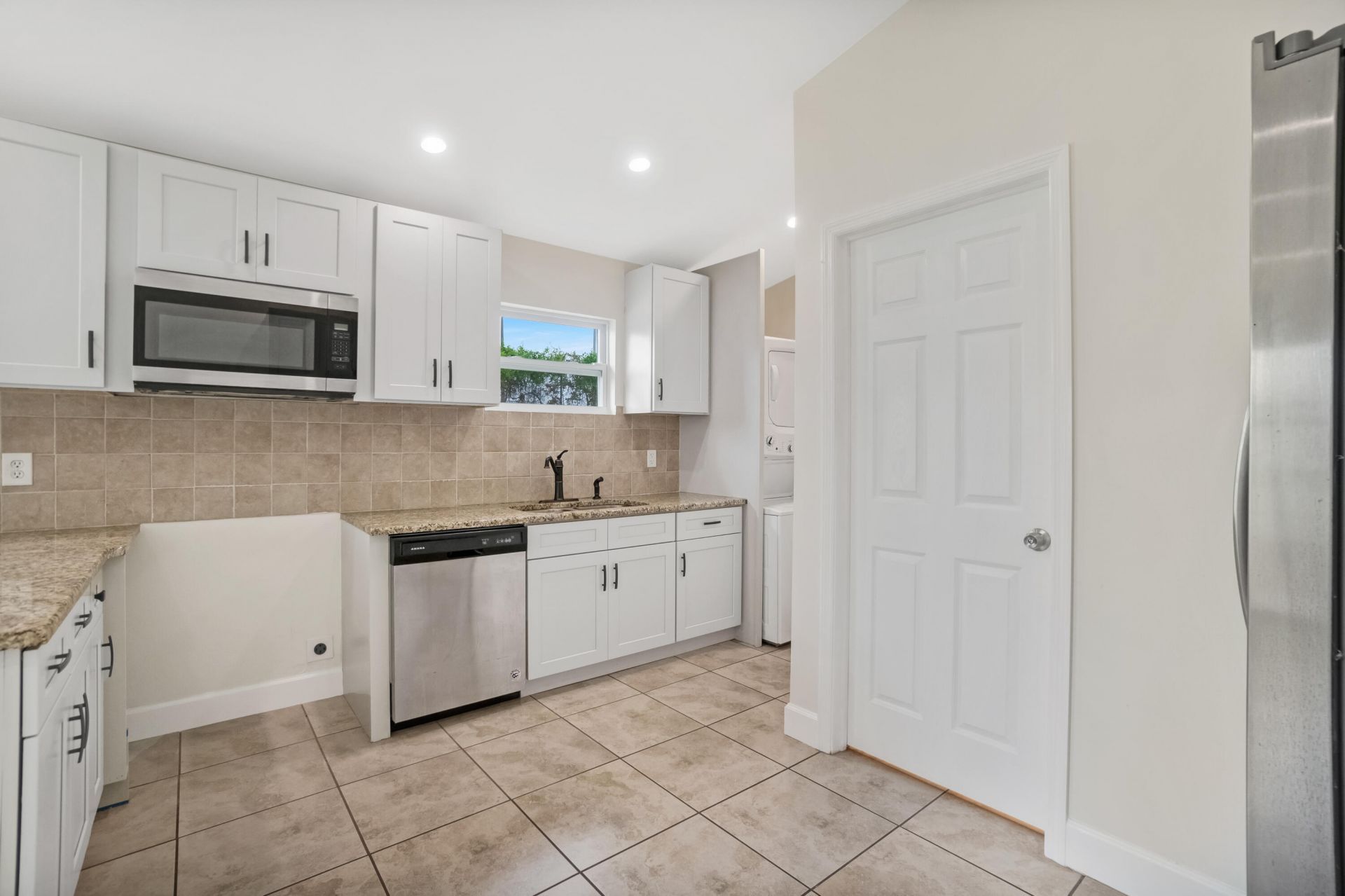 517 Sunrise Court, Lake Worth Beach, FL 33460 Photo