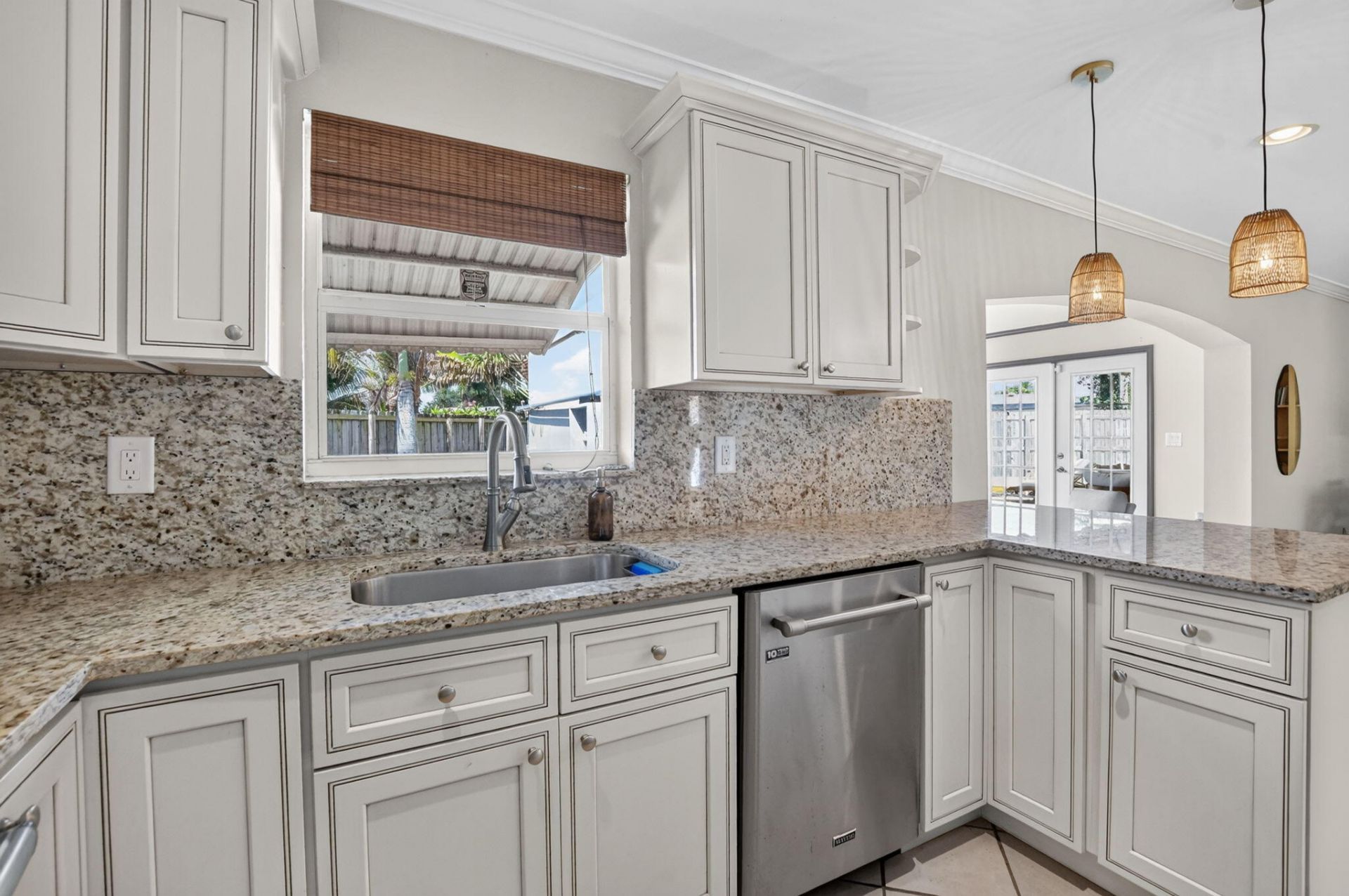 301 SE 8th Avenue, Deerfield Beach, FL 33441 Photo