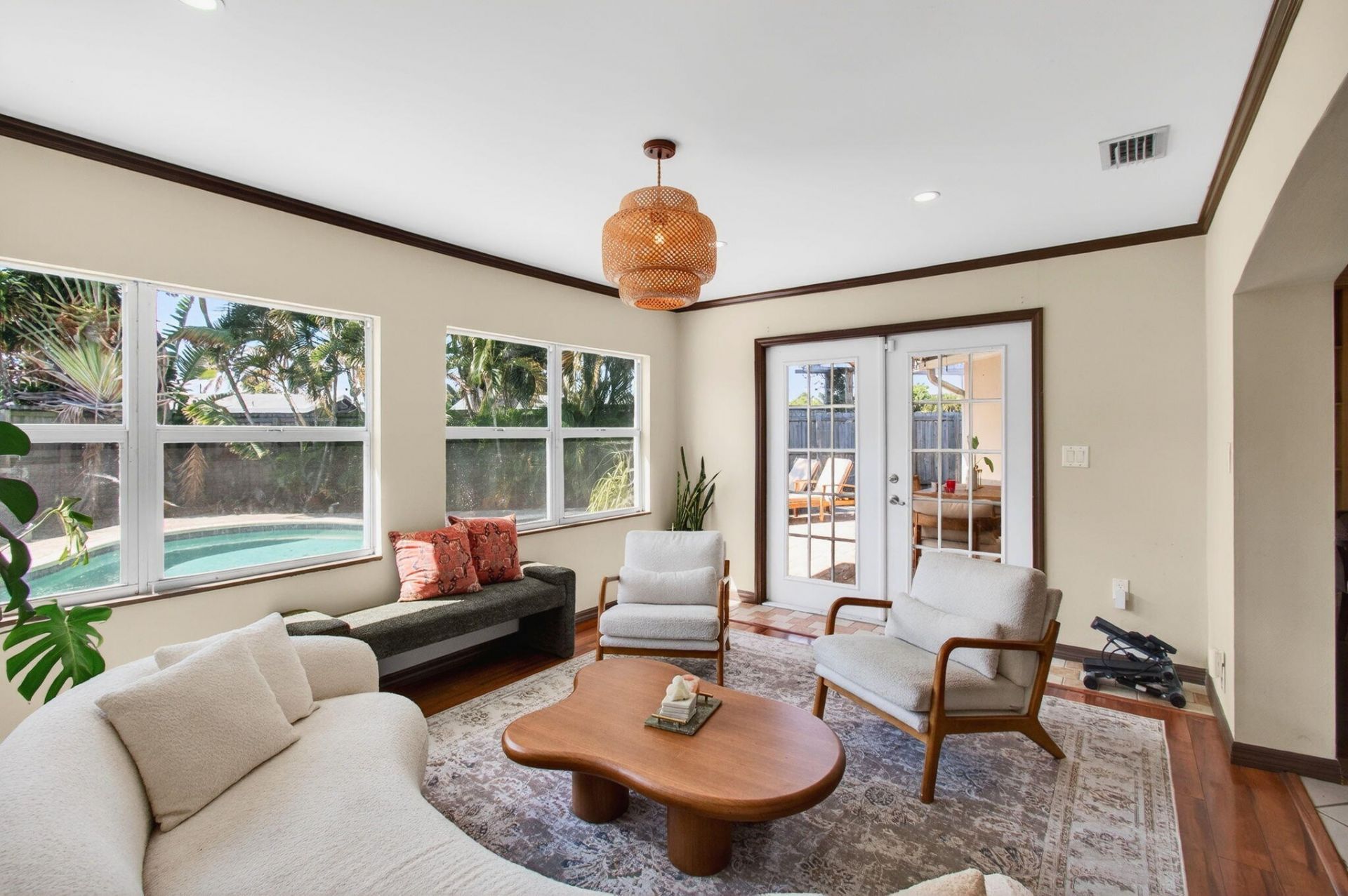 301 SE 8th Avenue, Deerfield Beach, FL 33441 Photo