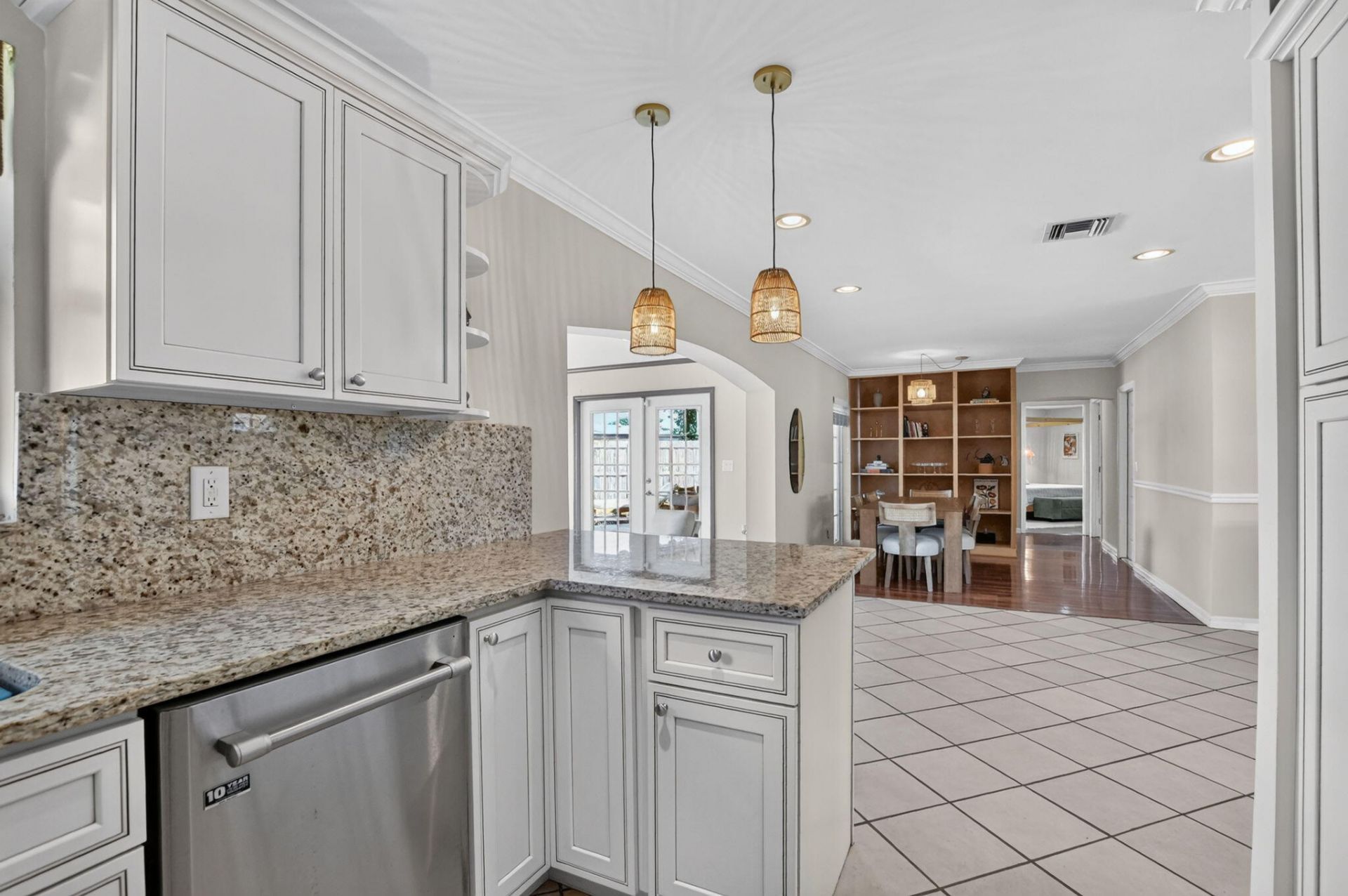 301 SE 8th Avenue, Deerfield Beach, FL 33441 Photo