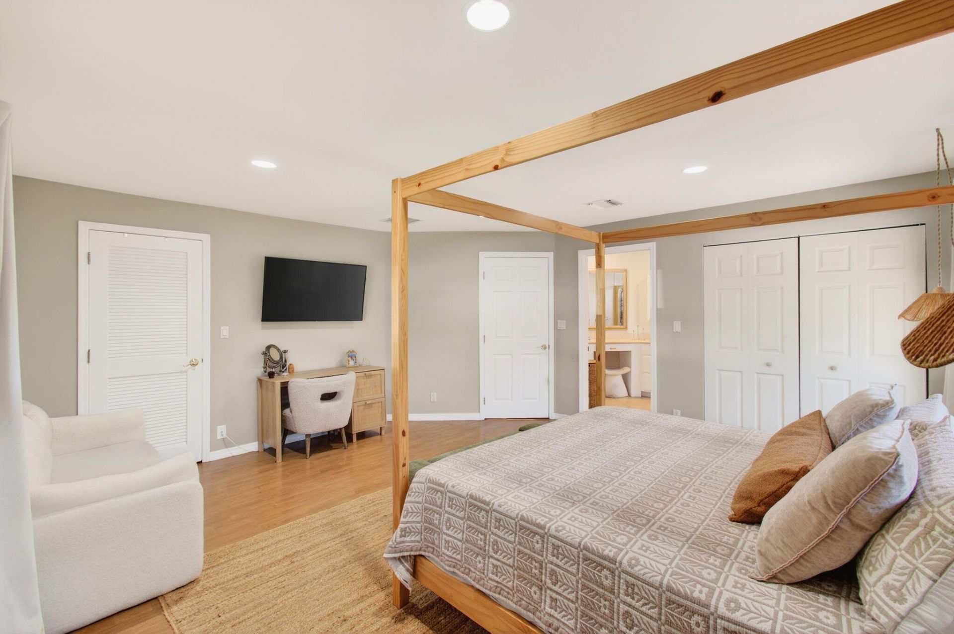 301 SE 8th Avenue, Deerfield Beach, FL 33441 Photo