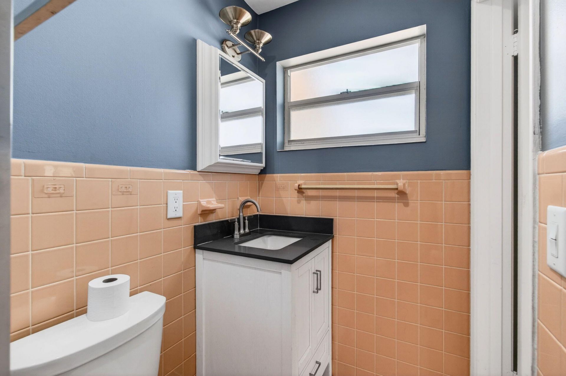 301 SE 8th Avenue, Deerfield Beach, FL 33441 Photo