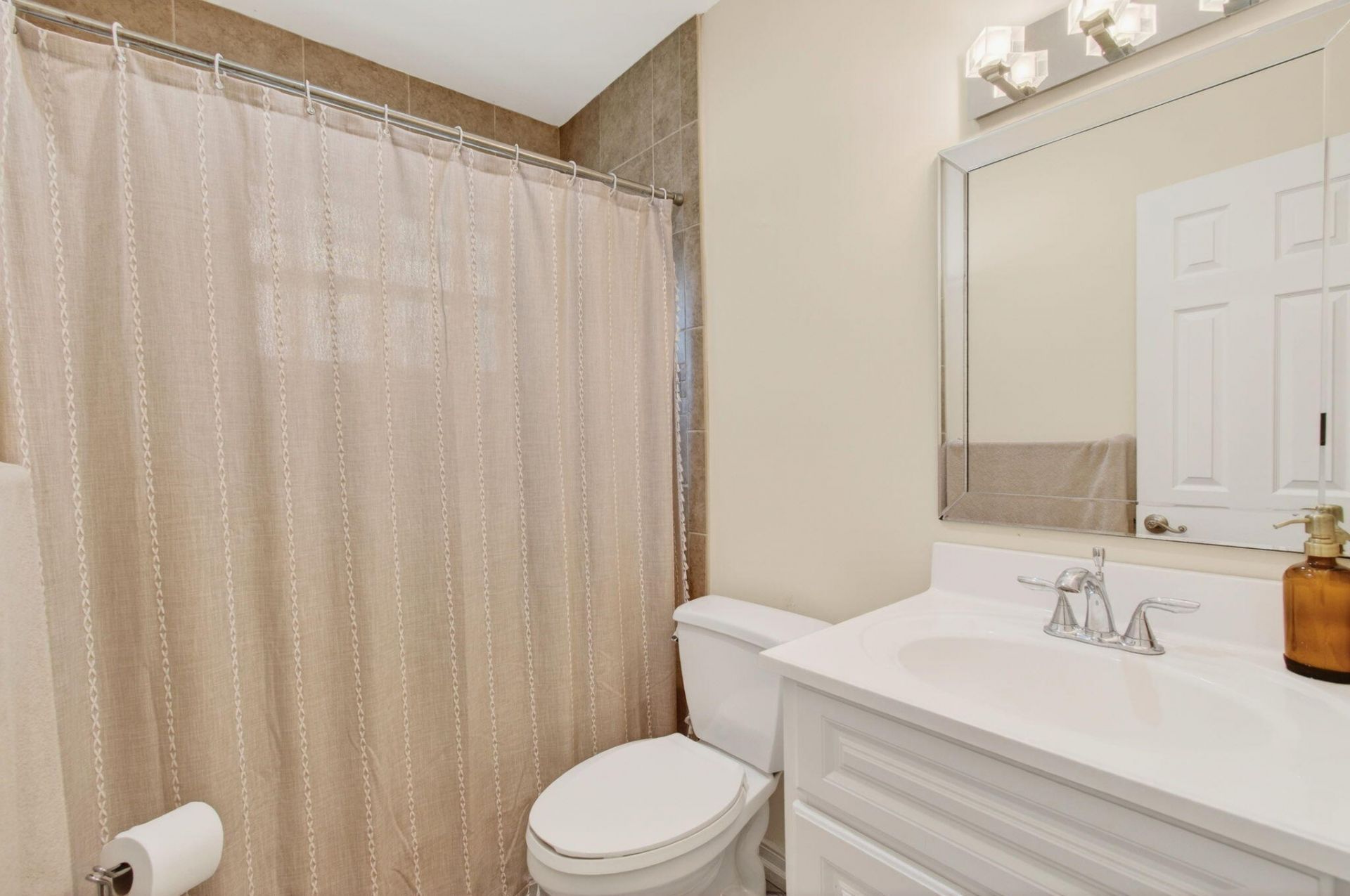 301 SE 8th Avenue, Deerfield Beach, FL 33441 Photo