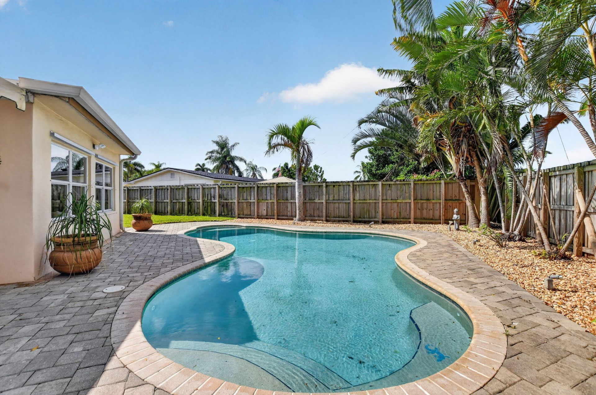 301 SE 8th Avenue, Deerfield Beach, FL 33441 Photo