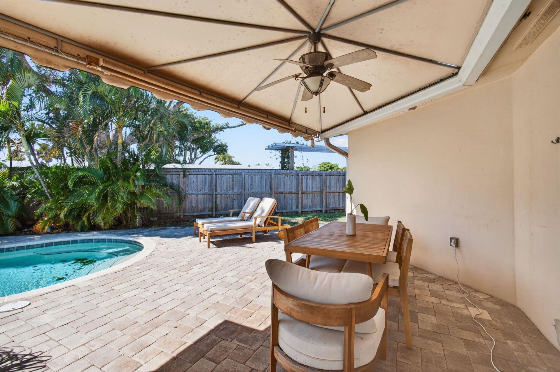 301 SE 8th Avenue, Deerfield Beach, FL 33441 Photo