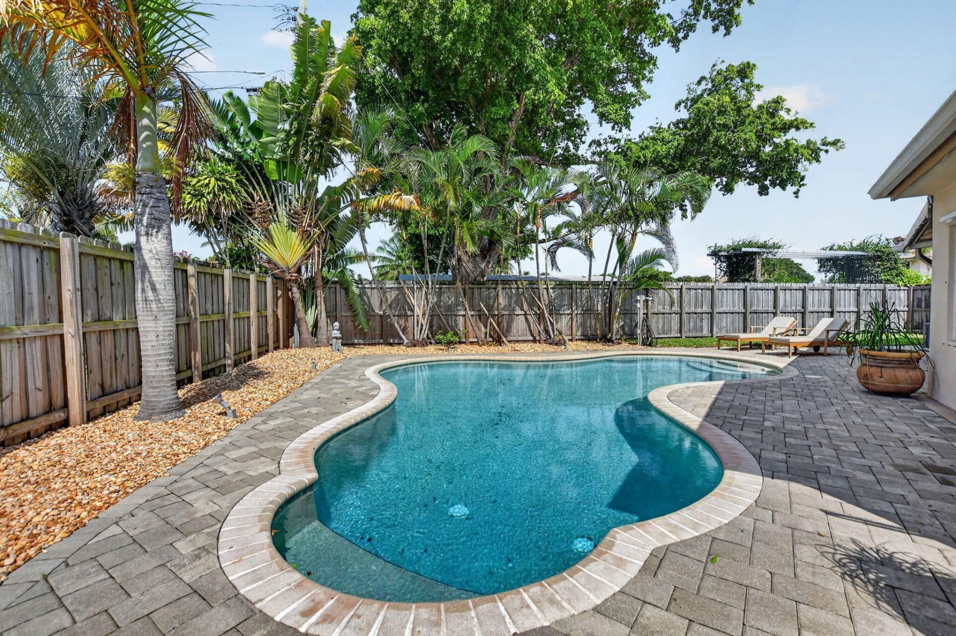 301 SE 8th Avenue, Deerfield Beach, FL 33441 Photo