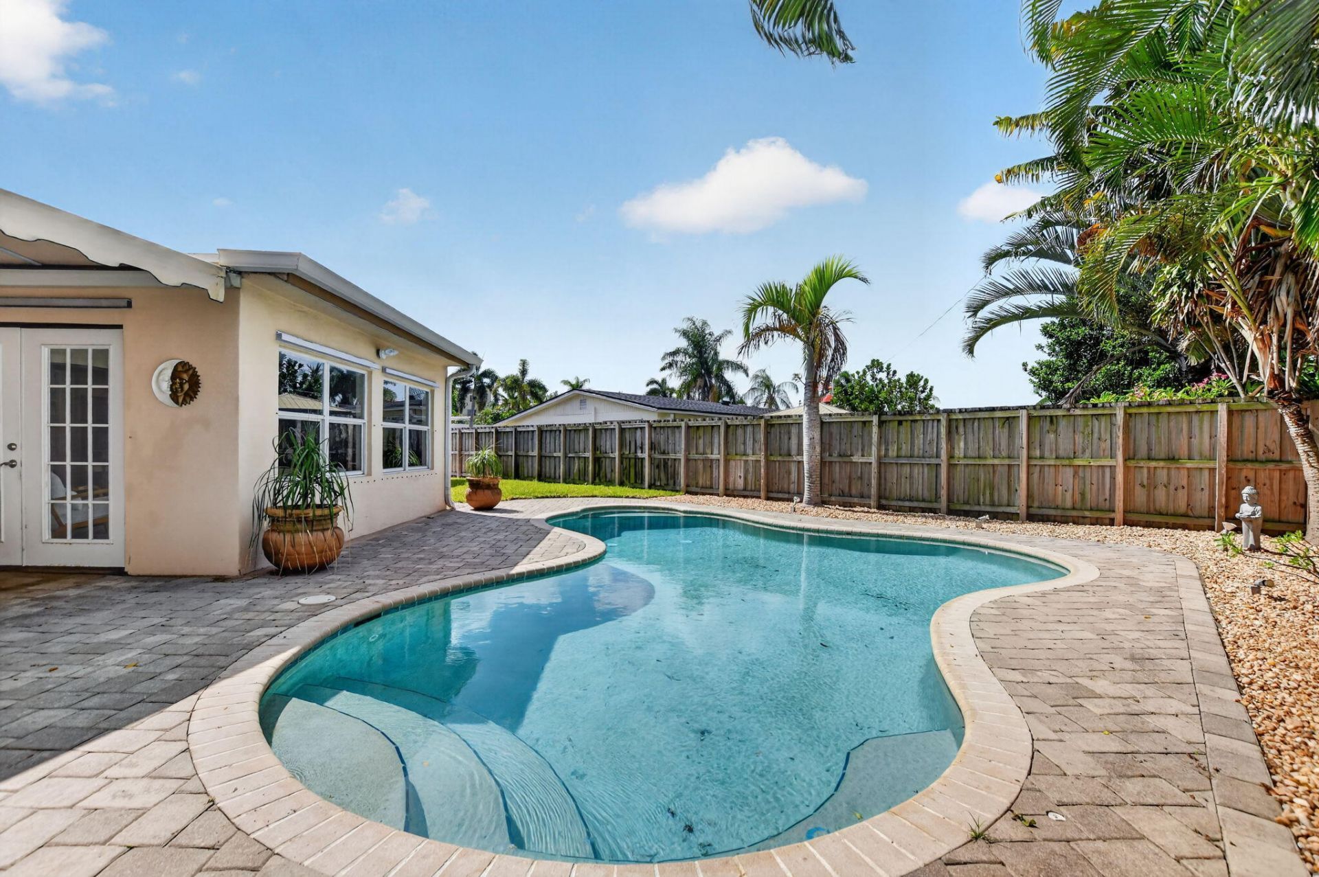 301 SE 8th Avenue, Deerfield Beach, FL 33441 Photo