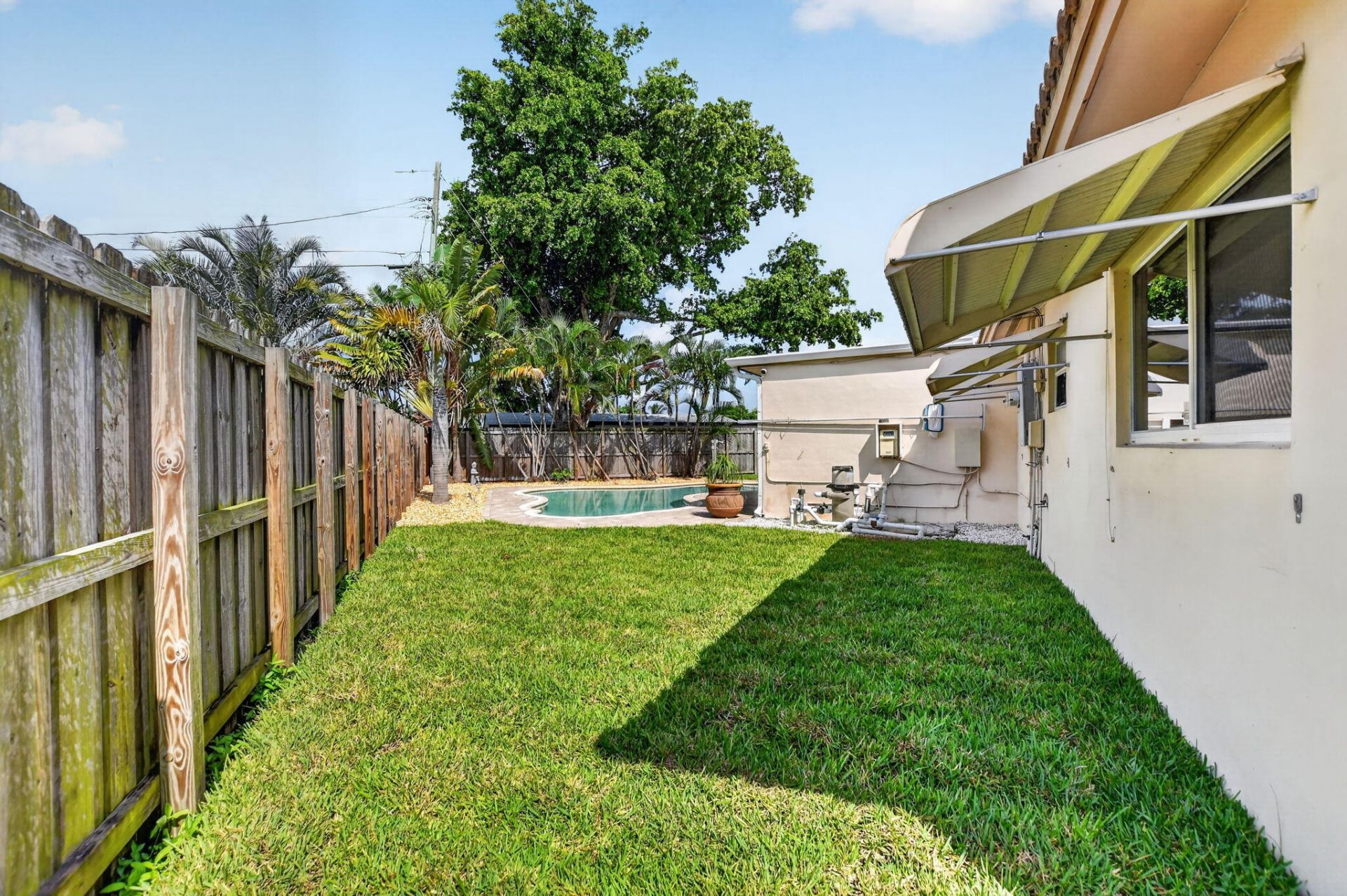 301 SE 8th Avenue, Deerfield Beach, FL 33441 Photo