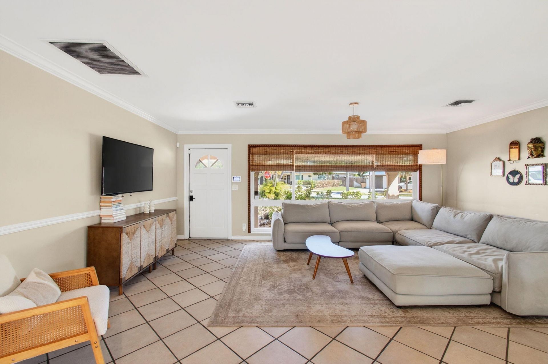 301 SE 8th Avenue, Deerfield Beach, FL 33441 Photo