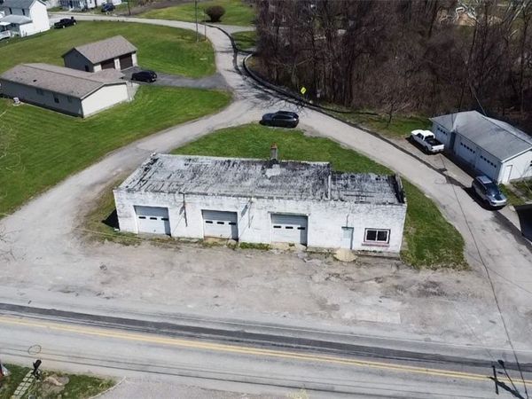 - Woodvale Street, Dunbar, PA 15431