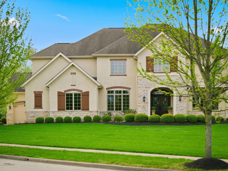 5211 Daryn Court, Powell, OH 43065 Photo 2