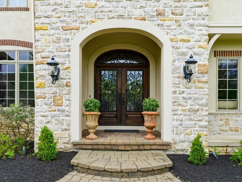 5211 Daryn Court, Powell, OH 43065 Photo 3