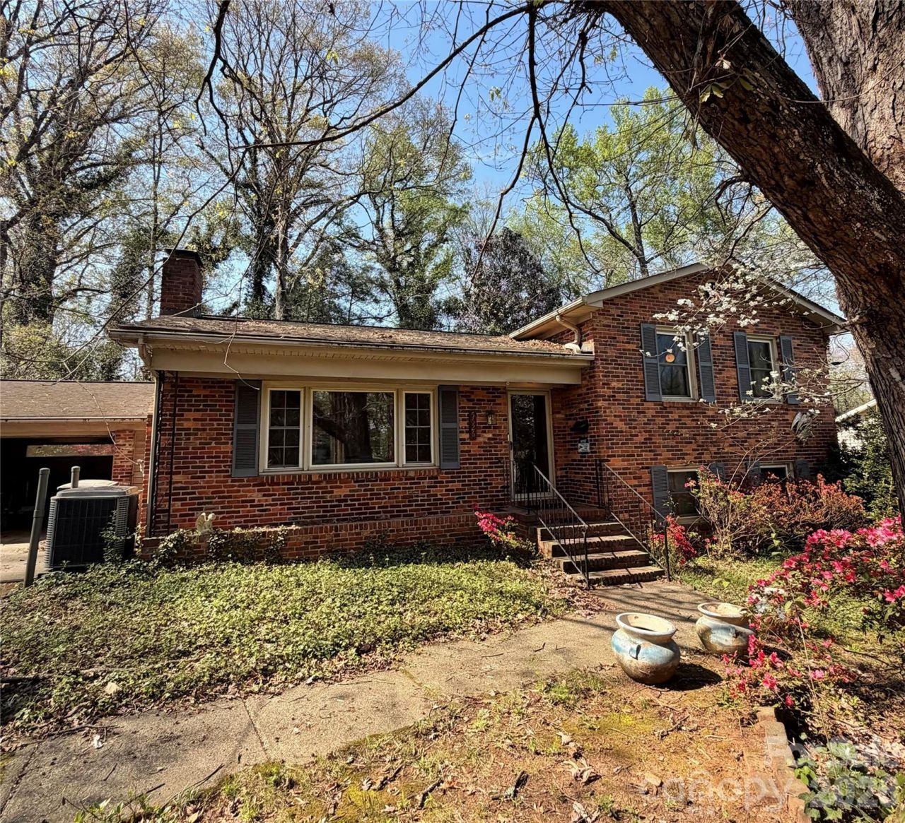 5626 Londonderry Road, Charlotte, NC 28210 Main Photo