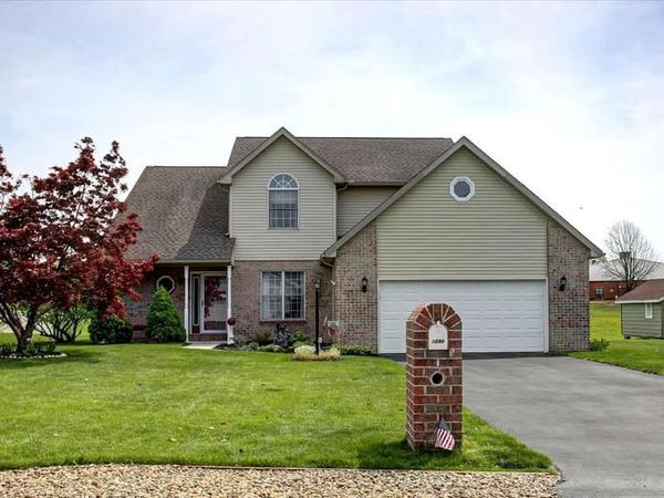 1090 BELAIR DRIVE , CHAMBERSBURG, PA 17202