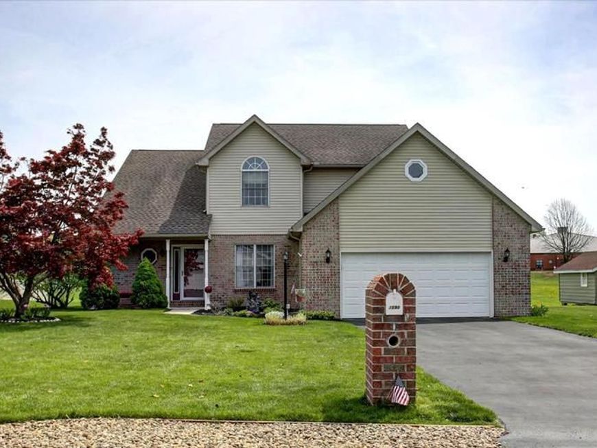 1090 Belair Drive , Chambersburg, PA 17202 Main Photo