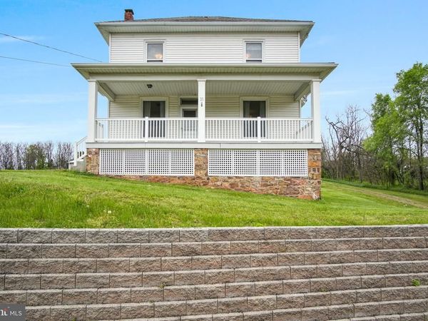 35 RED HILL ROAD, NEWPORT, PA 17074