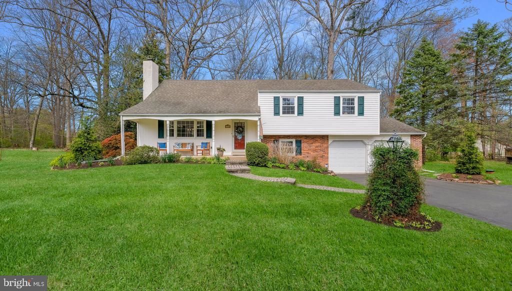 138 WOODLAND DRIVE , MONTGOMERYVILLE, PA 18936