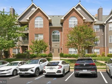 4116 G MONUMENT COURT, Unit 204, FAIRFAX, VA 22033