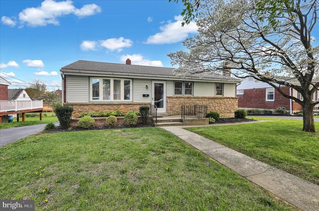 9 Wingert Road, Reading, PA 19610 Main Photo