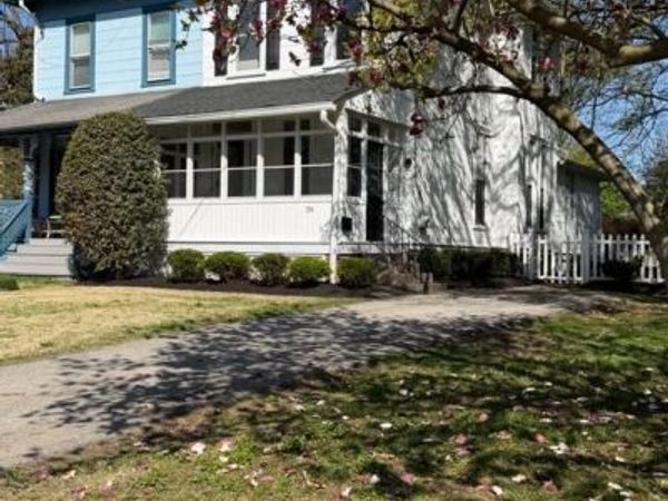 26 S WYOMING AVENUE , ARDMORE, PA 19003