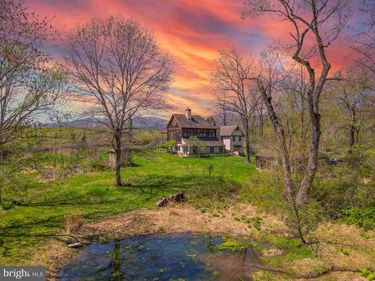 45 SHOOTZ HOLLOW ROAD , HUNTLY, VA 22640