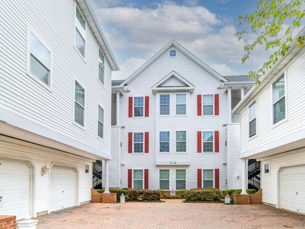 55 HAWK RISE LANE, Unit 303, OWINGS MILLS, MD 21117