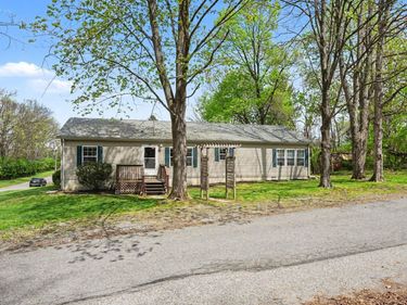 175 CEDAR, CARLISLE, PA 17013