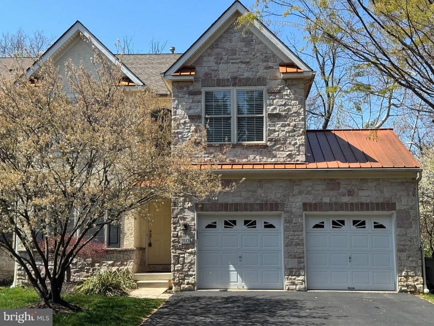 310 Barefield Lane, Conshohocken, PA 19428 Main Photo
