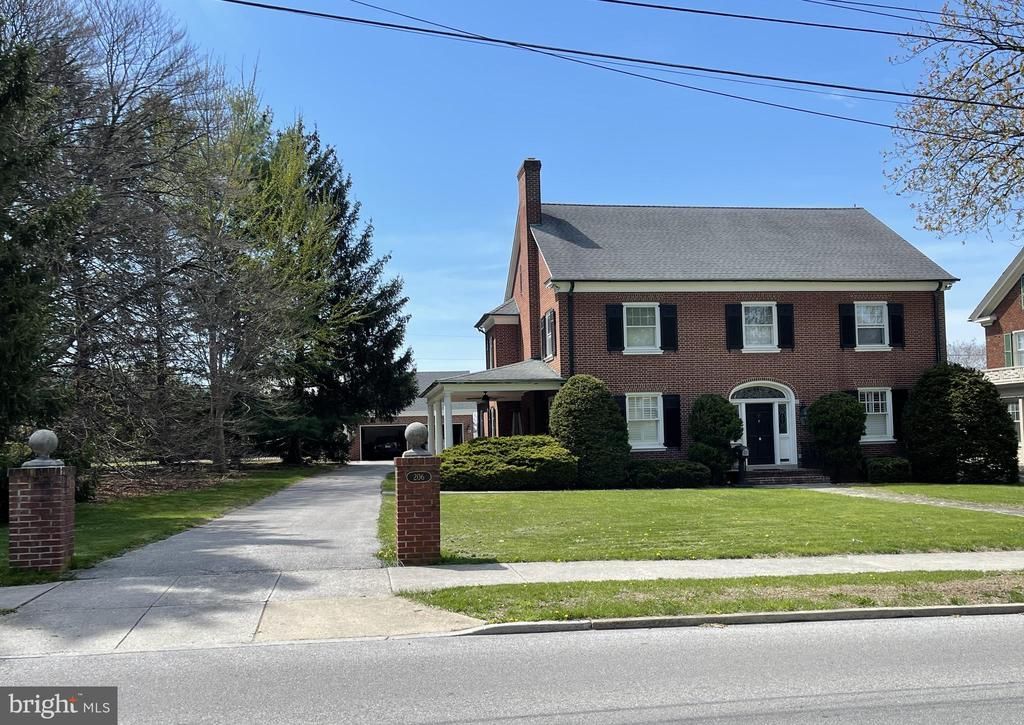 206 EICHELBERGER STREET , HANOVER, PA 17331