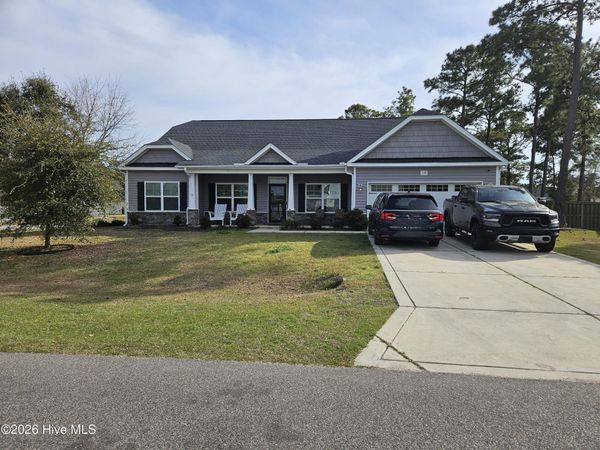 538 Saratoga Road , Sneads Ferry, NC 28460