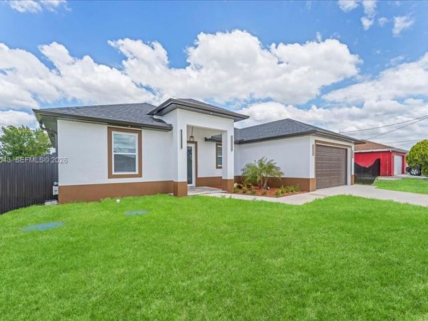 2914 23rd st sw, Lehigh Acres, FL 33976