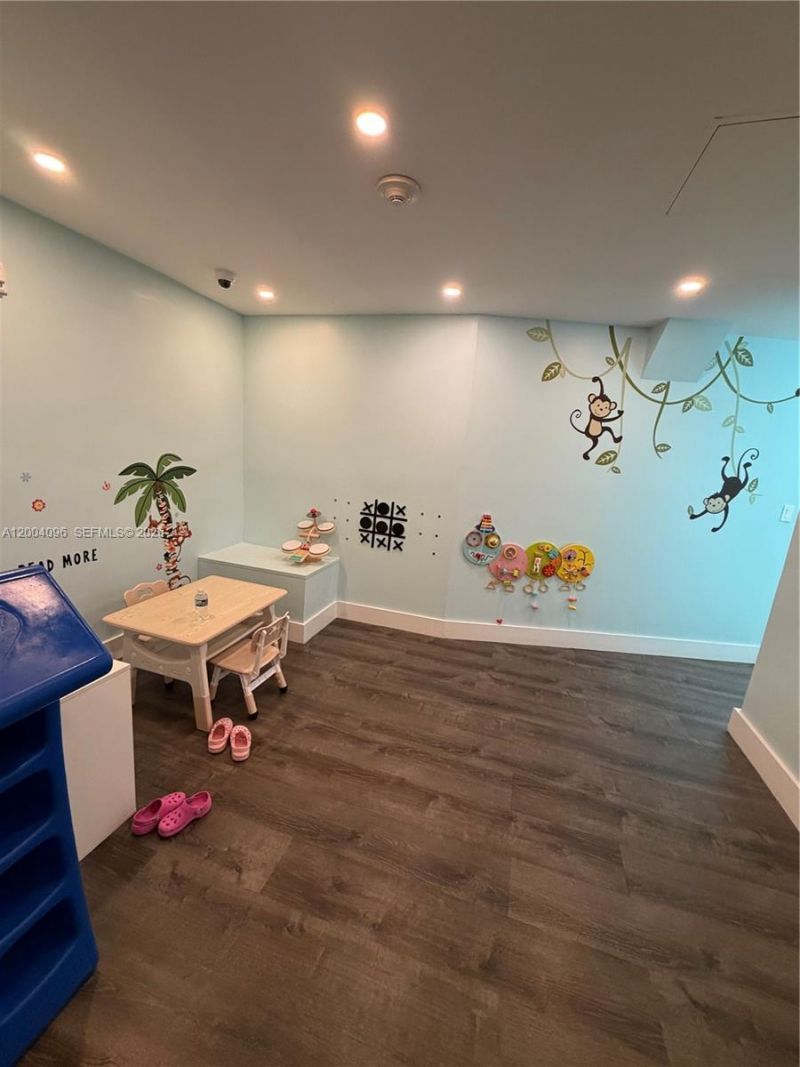 Please Call For Address, Unit 1111, Miami, FL 33131 Photo
