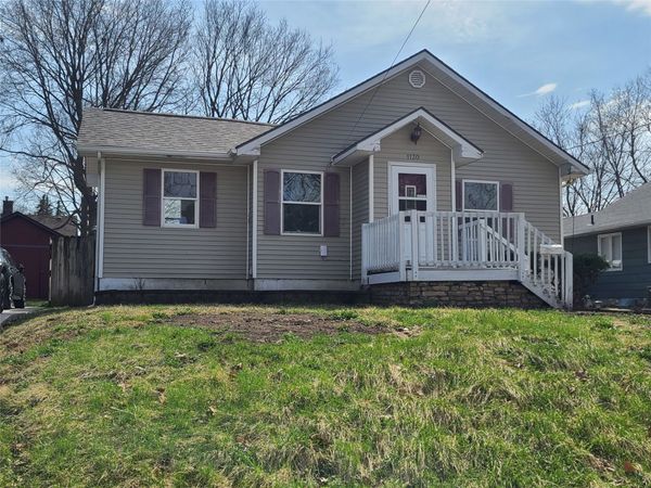 1130 Garden Avenue , Des Moines, IA 50313