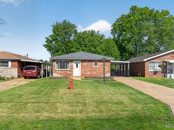 715 Avenue H, St Louis, MO 63125