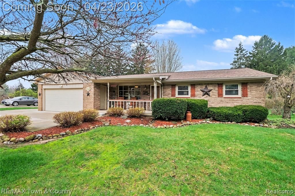 5163 Blossom Drive, Flushing Township, MI 48433 Main Photo