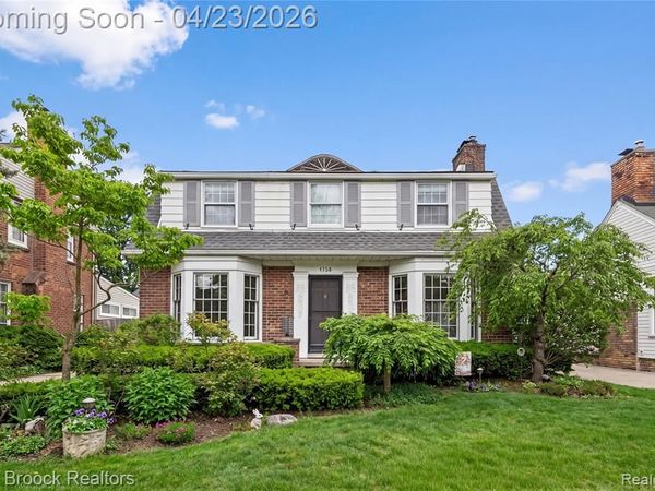 1758 Winthrop Lane, Birmingham, MI 48009