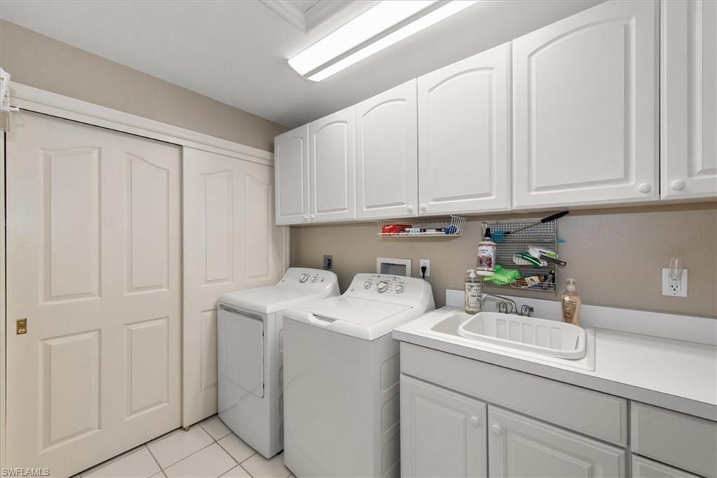 8355 Mystic Greens Way, Unit 1904, Naples, FL 34113 Photo