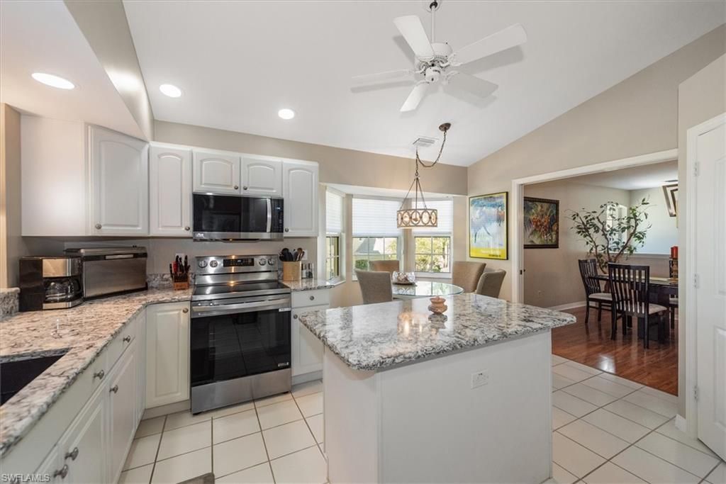 8355 Mystic Greens Way, Unit 1904, Naples, FL 34113 Photo