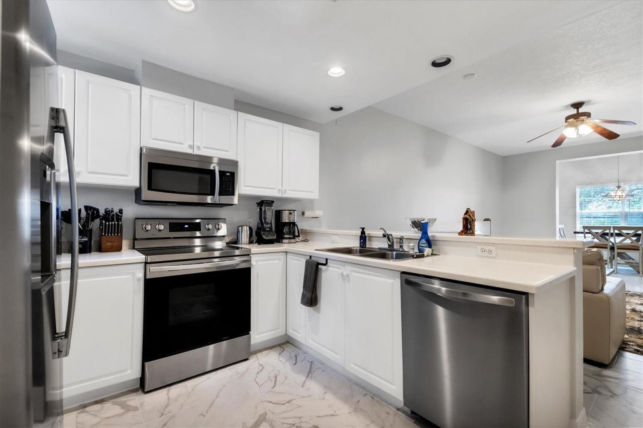 3706 54th Drive W, Unit 102, Bradenton, FL 34210 Photo