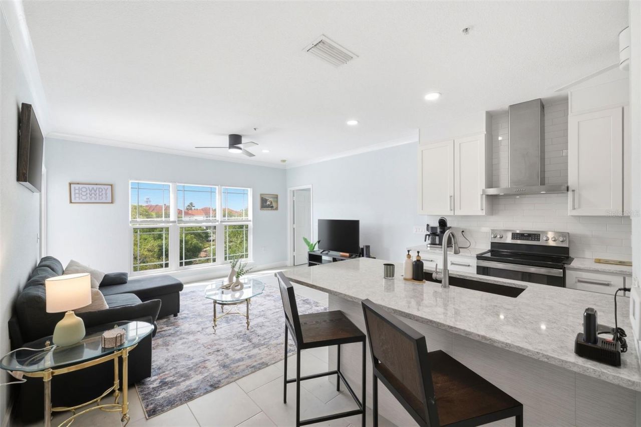 210 3rd Street W, Unit 8305, Bradenton, FL 34205 Photo