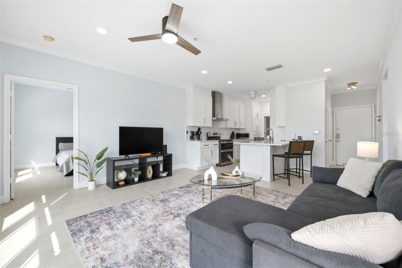 210 3rd Street W, Unit 8305, Bradenton, FL 34205 Photo