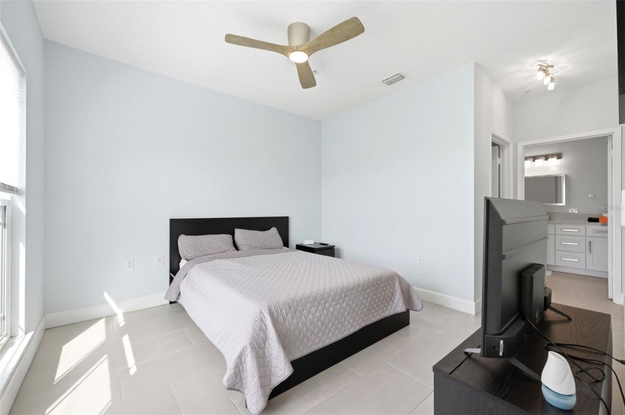 210 3rd Street W, Unit 8305, Bradenton, FL 34205 Photo