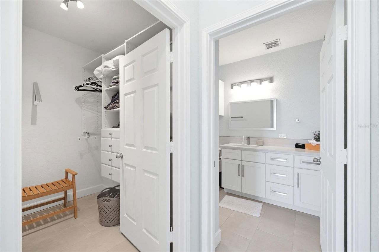 210 3rd Street W, Unit 8305, Bradenton, FL 34205 Photo