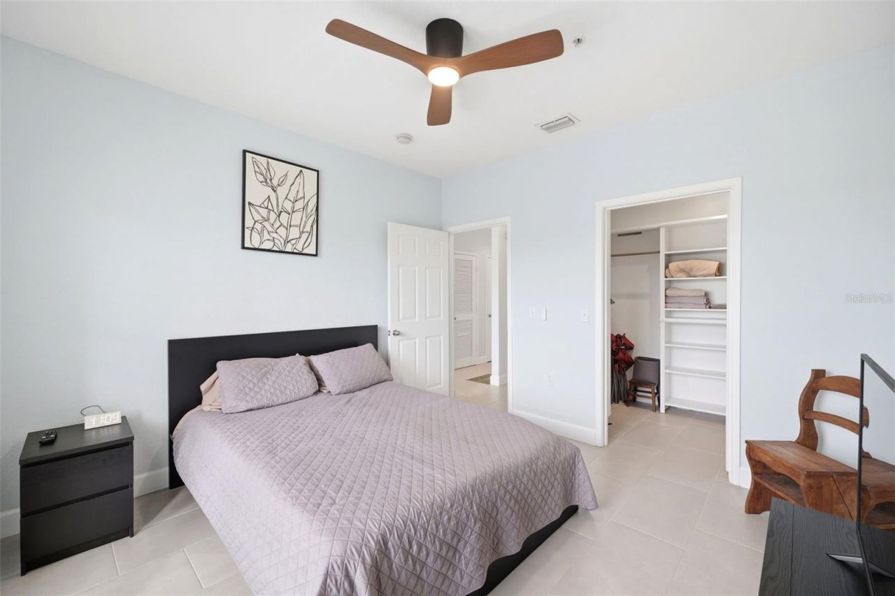 210 3rd Street W, Unit 8305, Bradenton, FL 34205 Photo