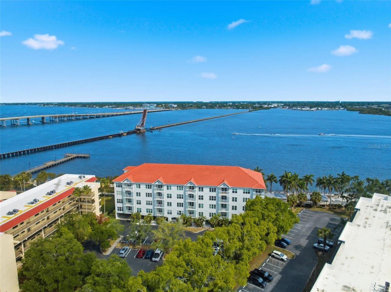 210 3rd Street W, Unit 8305, Bradenton, FL 34205 Photo