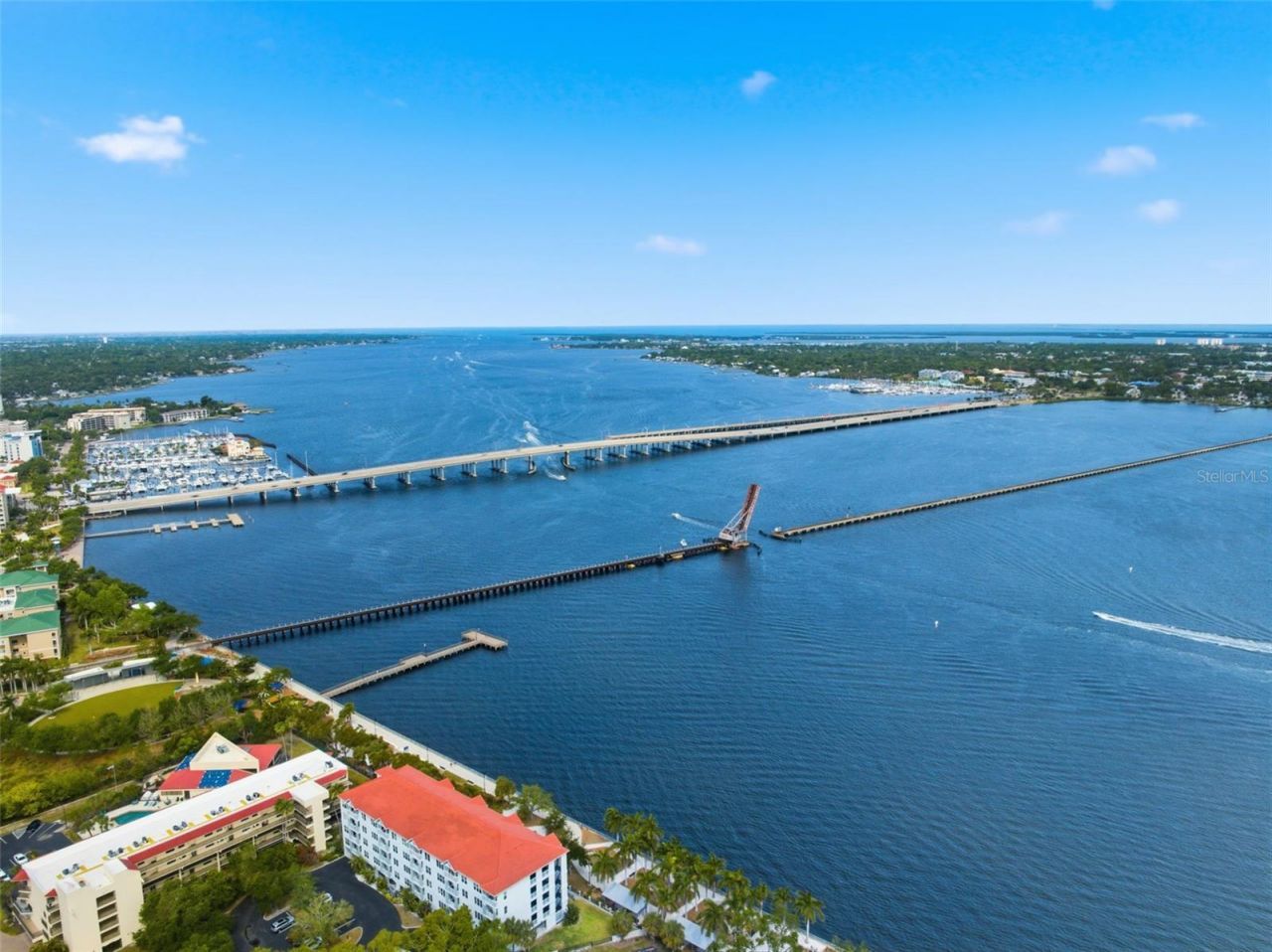 210 3rd Street W, Unit 8305, Bradenton, FL 34205 Photo