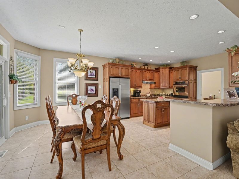 9842 Scotch Pine Drive, Springboro, OH 45066 Photo 20