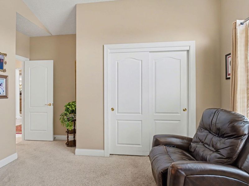 9842 Scotch Pine Drive, Springboro, OH 45066 Photo 32