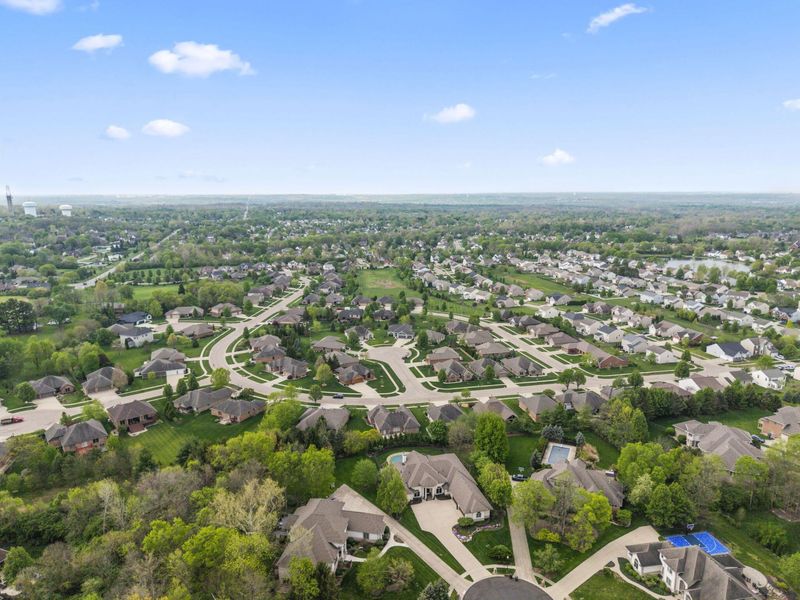 9842 Scotch Pine Drive, Springboro, OH 45066 Photo 6