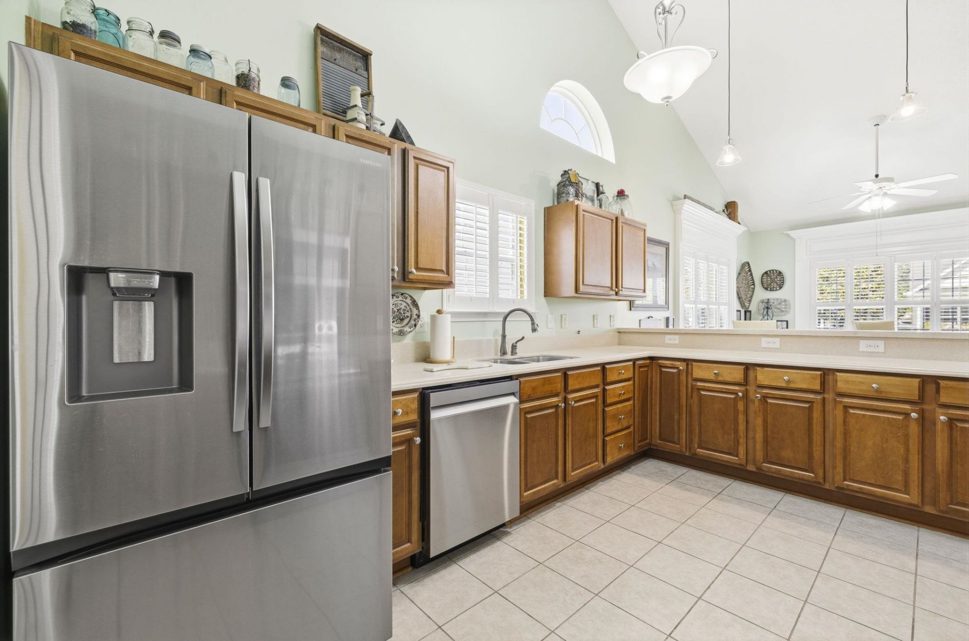 284 Archdale St. Photo 17